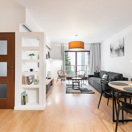 Wilanow Sarmacka Stylish Apartment وارسو المظهر الخارجي الصورة